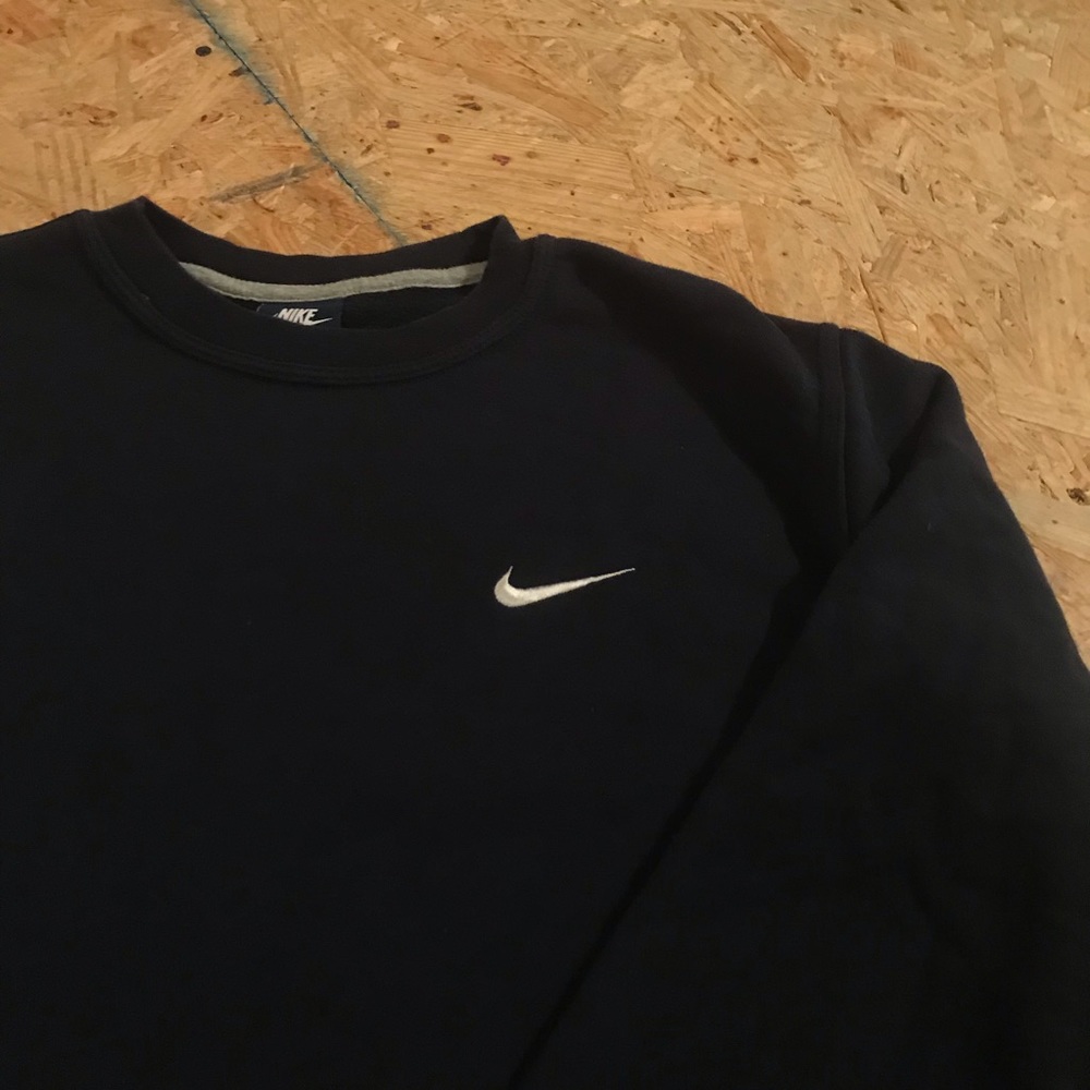 Retro Nike crewneck